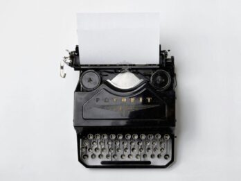Alte Schreibmaschine Favorit Newsletter